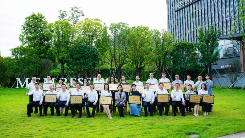 萬(wàn)力達電氣獲評珠海市 “雙強” 企業(yè)稱(chēng)號！